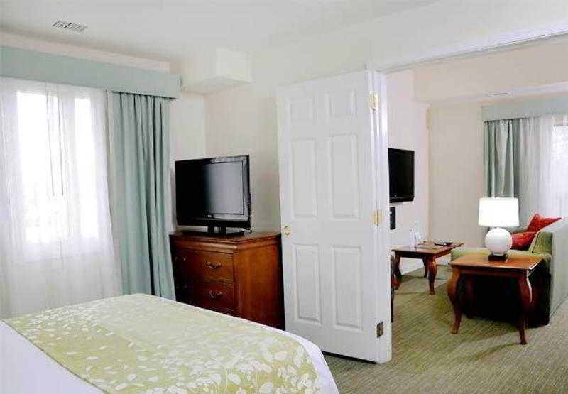 Residence Inn By Marriott Herndon Reston Exterior foto