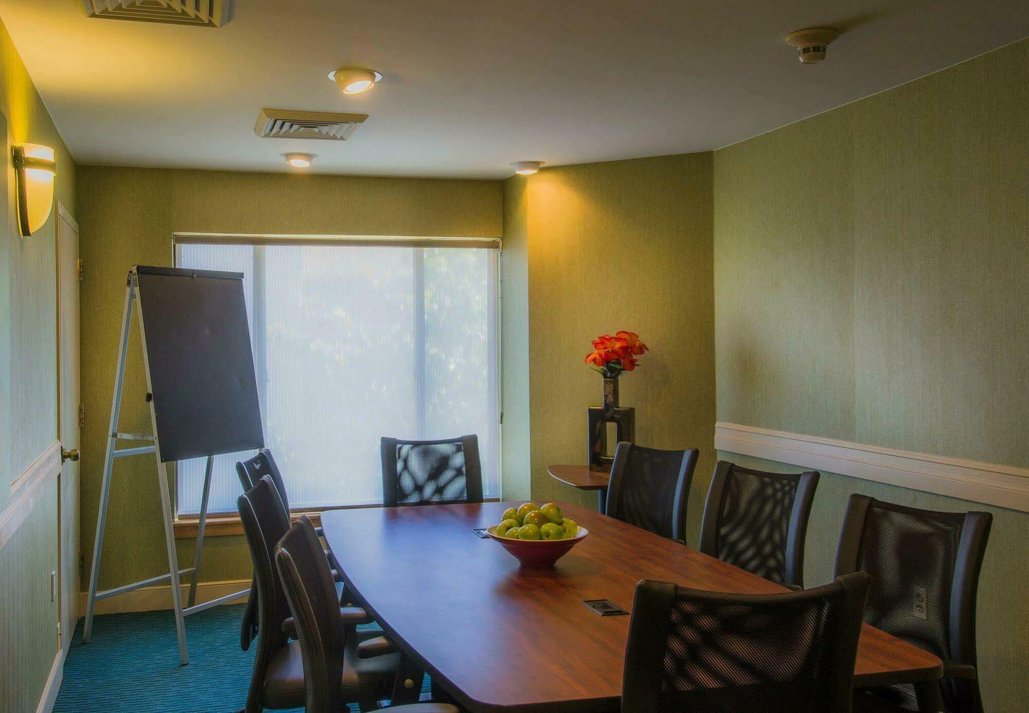 Residence Inn By Marriott Herndon Reston Exterior foto